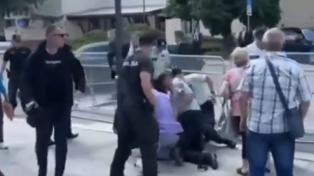 ראש ממשלת סלובקיה נורה בבטנו (צילום: רשתות חברתיות, שימוש לפי סעיף 27 א')