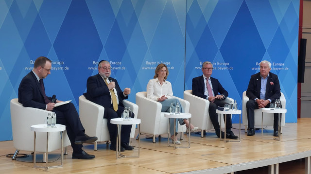 ועידת רבני אירופה באירוע שכותרתו "האם יש עתיד יהודי באירופה?" (צילום: יחצ ועידת רבני אירופה)