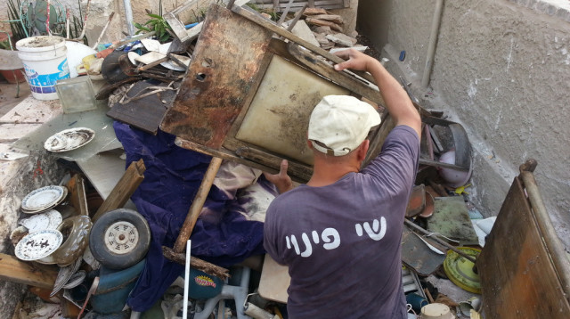 פינוי דירות נפטרים  (צילום: שי פינוי דירה)