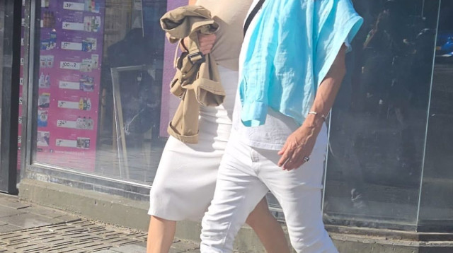 פבלו רוזנברג ובת הזוג ליאן זקס (צילום: ניר פקין)