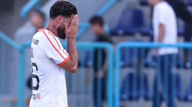 כמה שזה כואב. אוהדי בני יהודה (צילום: מאור אלקסלסי)