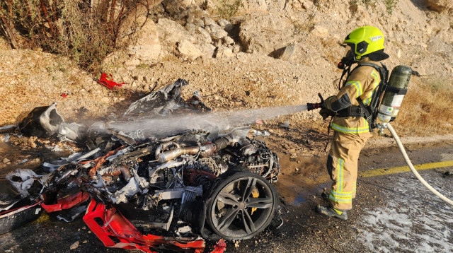 זירת התאונה הקשה באזור ים המלח  (צילום: דוברות מד"א)