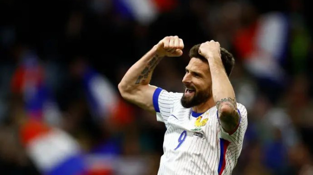 מלך שערי צרפת בכל הזמנים הוסיף עוד אחד. אוליבייה ז'ירו (צילום: רויטרס)