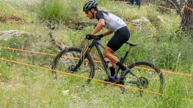 הישג שיא בקריירה. תומר זלצמן (צילום: אתר רשמי, ניר לביא, באדיבות איגוד האופניים)