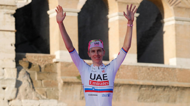 טאדיי פוגצ'אר אלוף ג'ירו ד'איטליה (צילום: רויטרס)