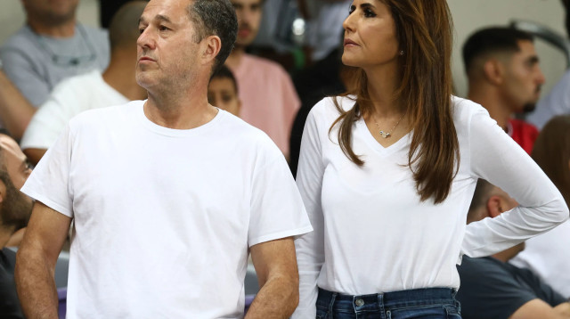 אלונה ברקת, אלי ברקת בעלים הפועל באר שבע, גמר גביע המדינה 2024 (צילום: דני מרון)