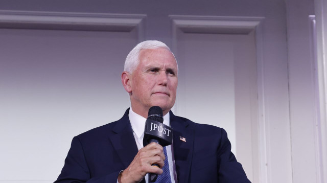 מייק פנס (צילום: מרק ישראל סלם)