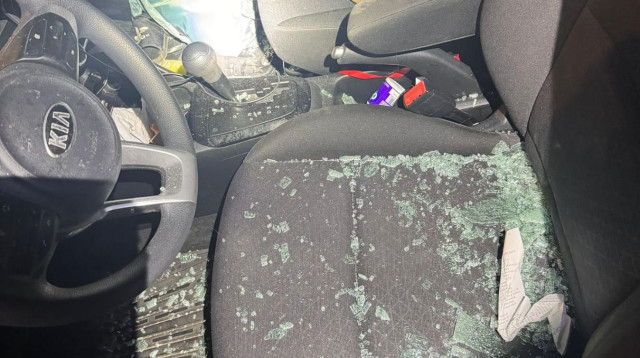 פעילות שוטרי המחוז הצפוני נעצר על חם פורץ למספר כלי רכב בעיר עפולה (צילום: דוברות המשטרה)