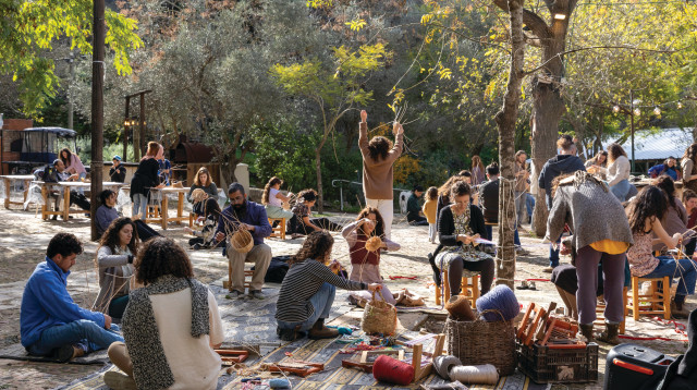 מפונים בעין יעל (צילום: דנה בר סימן טוב)