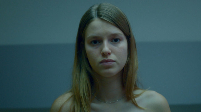 נאיה בינשטוק ב"בלקספייס" (צילום: רשת 13)