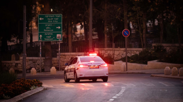 ניידת משטרה (צילום: יונתן זינדל, פלאש 90)