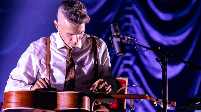 אסף אבידן (צילום: דוד גרנות)