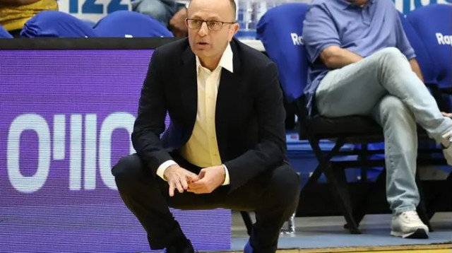 טיים אאוט, אבל לא רק לדקה. דן שמיר (צילום: דני מרון)