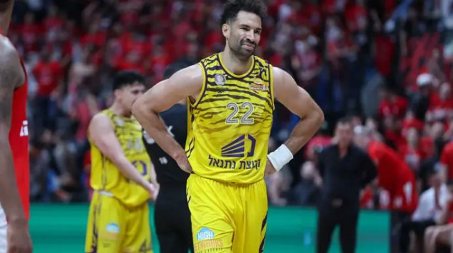 הסיכויים נגד הפועל חולון. דרו קרופורד (צילום: לירון מולדובן)