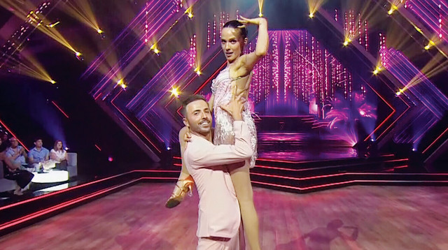 יאנה יוסף ב"רוקדים עם כוכבים" (צילום: צילום מסך קשת 12)