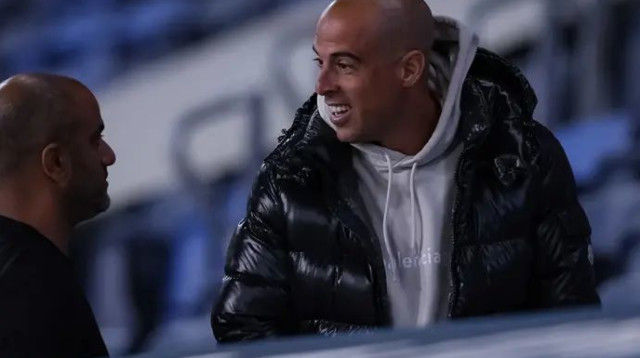 "תודה כדורגל יקר, נתראה בצד השני". בן חיים (צילום: מאור אלקסלסי)