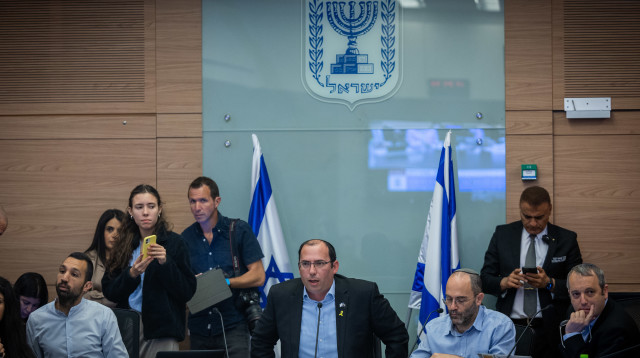 הדיון בחוק הרבנים (צילום: יונתן סינדל, פלאש 90)