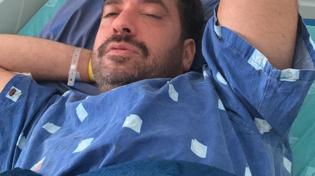 אביהו פנחסוב בבית החולים (צילום: ללא)