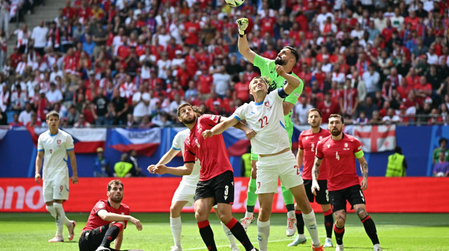 גיורגי ממרדשווילי שוער נבחרת גיאורגיה (צילום: GettyImages)