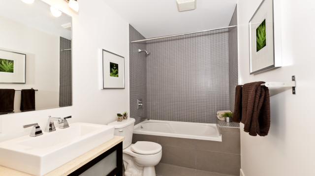 חדר אמבטיה (צילום: אינג'אימג')