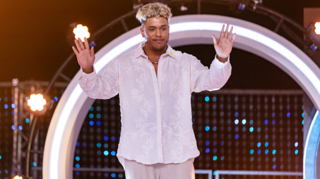 יהב ארהבור נכנס לבית האח הגדול (צילום: מיכה לובטון)