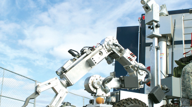 רובוט משטרתי  (צילום: אינגאימג')