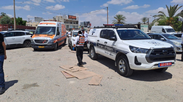 משטרה ואמבולנס ברהט (צילום: איחוד הצלה)