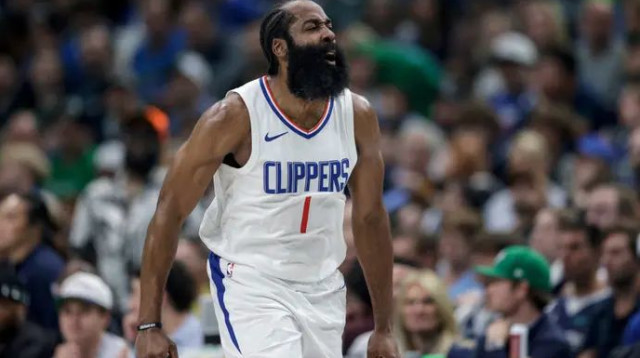 גם הוא לא זכר שהוא כזה. הארדן (צילום: GettyImages, Tim Warner)