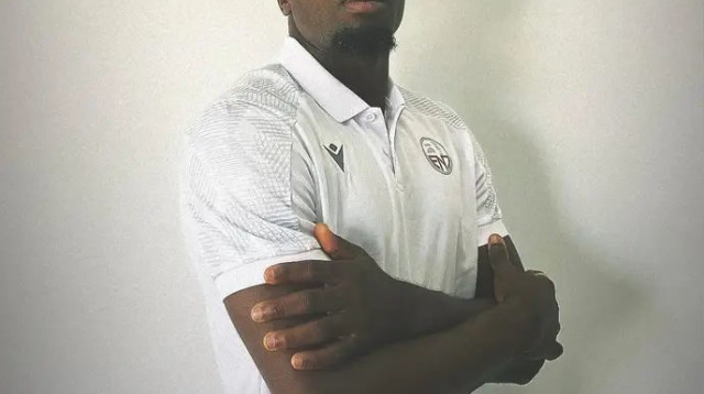  (צילום: ENOSIS NEON PARALIMNIOU FC)