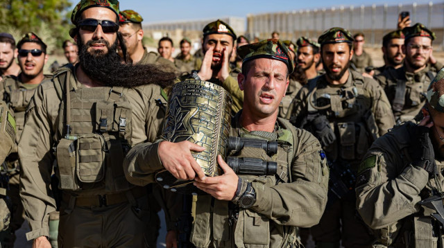 חיילי נצח יהודה ביציאה מעזה (צילום: חיים טוויטו)