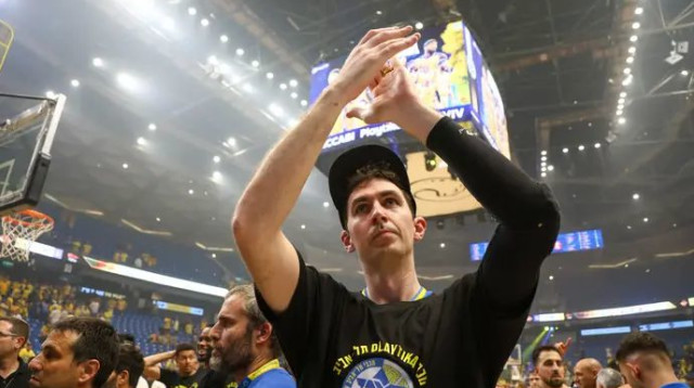 אומר שלום. כהן (צילום: דני מרון)