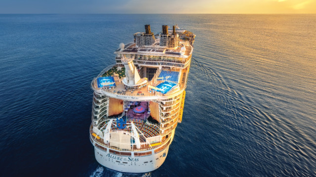 ALLURE OF THE SEAS (צילום: באדיבות רויאל קריביאן)