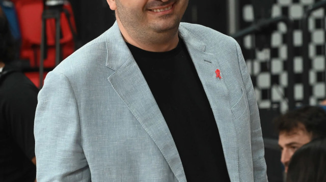 עופר ינאי בעלי הפועל תל אביב (צילום: ברני ארדוב)