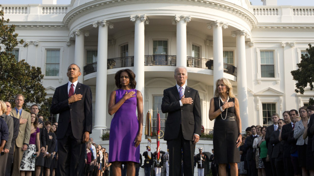 מישל אובמה, ברק אובמה, ג'ו ביידן, ג'יל ביידן באירוע לזכר ה9/11 (2013) (צילום: רויטרס)