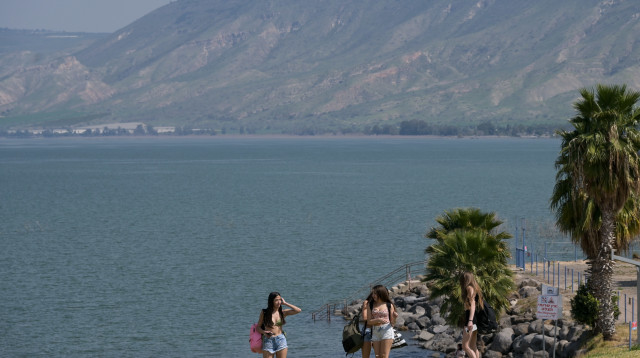 חוף גיא בכנרת  (צילום: Michael Giladi/Flash90 )