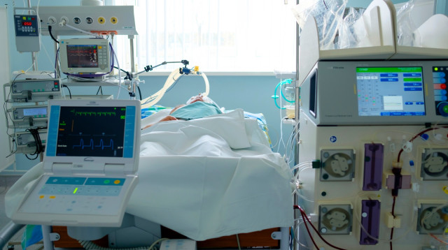 יחידה לטיפול נמרץ. מונשמים ומורדמים (צילום: iStock)