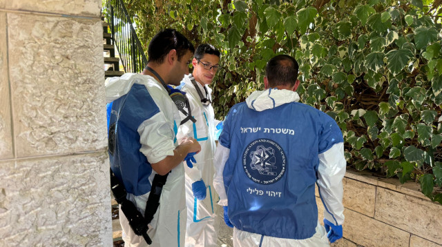 זירת האירוע בבנימין (צילום: דוברות המשטרה)