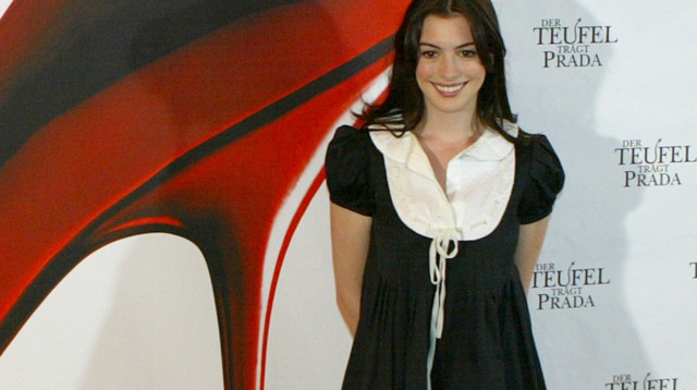 אן האת'וויי, "השטן לובשת פראדה" (צילום: רויטרס)