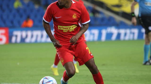 יעקב בריהון שחקן מ.ס. אשדוד (צילום: ברני ארדוב)