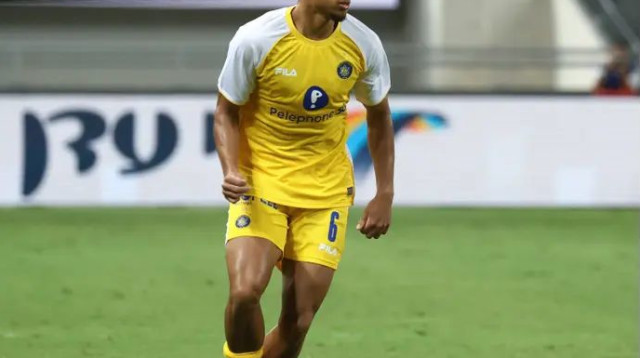 יוקף בהגנה ישראלית. אסנטה (צילום: דני מרון)