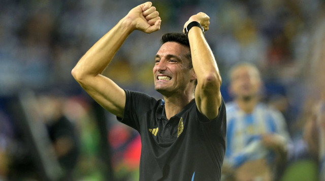 ליונל סקאלוני מאמן נבחרת ארגנטינה (צילום: GettyImages, JUAN MABROMATA/AFP)