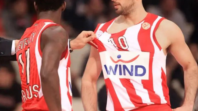 "נדבר ונחליף חוויות, אבל לא אתן לו טיפים לקראת הדרבי". הלפרין עם בוורלי ב-2010 (צילום: אתר רשמי, Action Images)