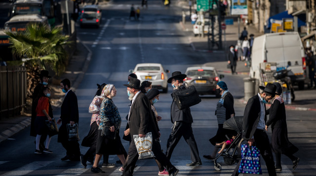 רחוב עם דתיים (צילום: יונתן זינדל פלאש 90)