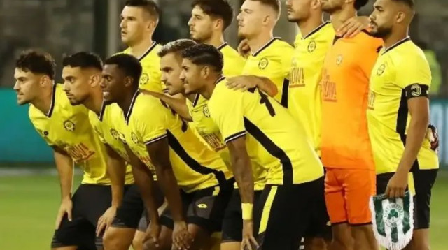 שחקני מכבי נתניה (צילום: אתר רשמי, מתוך הפייסבוק של מכבי נתניה)