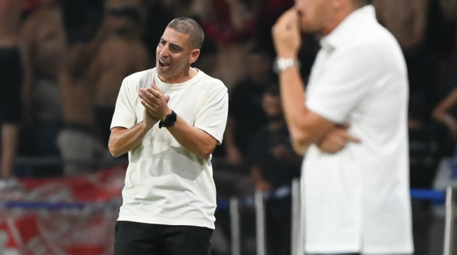 מאמן הפועל באר שבע, רן קוז'וך (צילום: ברני ארדוב)