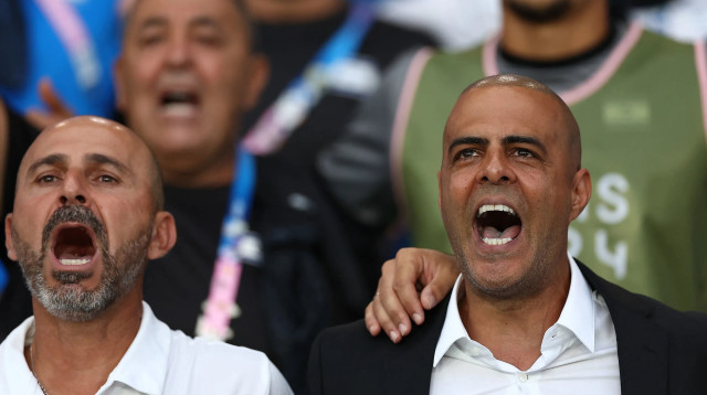 מאמן הנבחרת האולימפית של ישראל גיא לוזון (צילום: GettyImages)