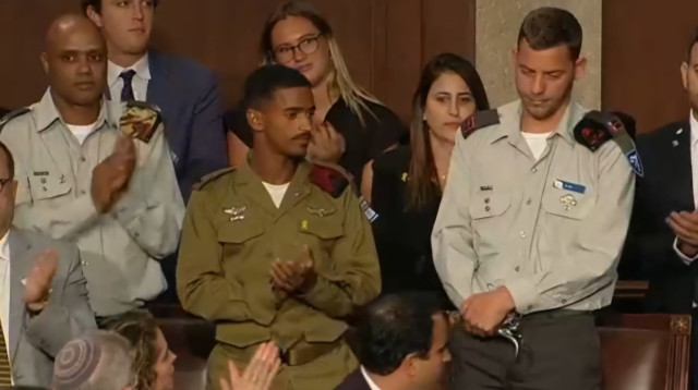 סג"ם אביחיל ראובן בקונגרס (צילום: צילום מסך רשתות חברתיות לפי חוק 27א לזכויות יוצרים)