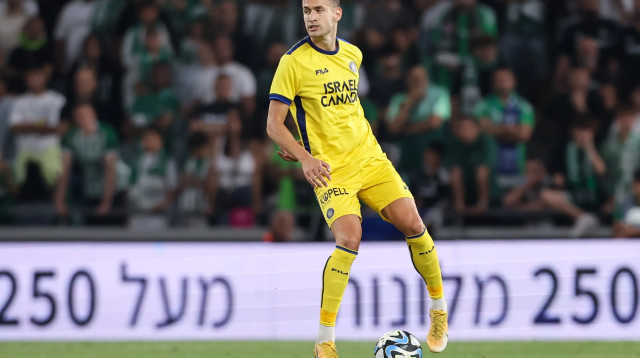 אנריק סבוריט שחקן מכבי תל אביב (צילום: מאור אלקסלסי)