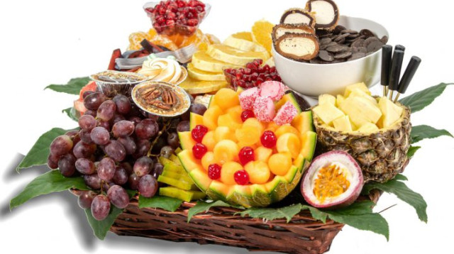 מתכננים אירוע ורוצים להרשים עם קינוח מרשים?  (צילום: לה לה Gift & Fruits)