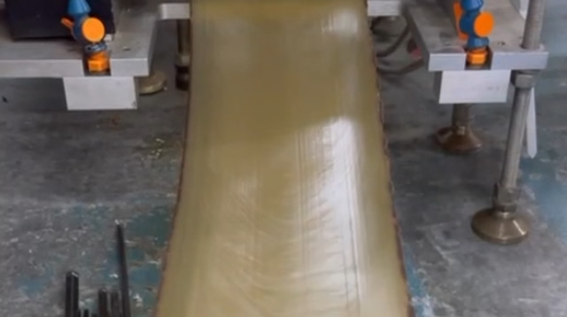 יריעות ביופלסטיק  (צילום: עדן שלום)